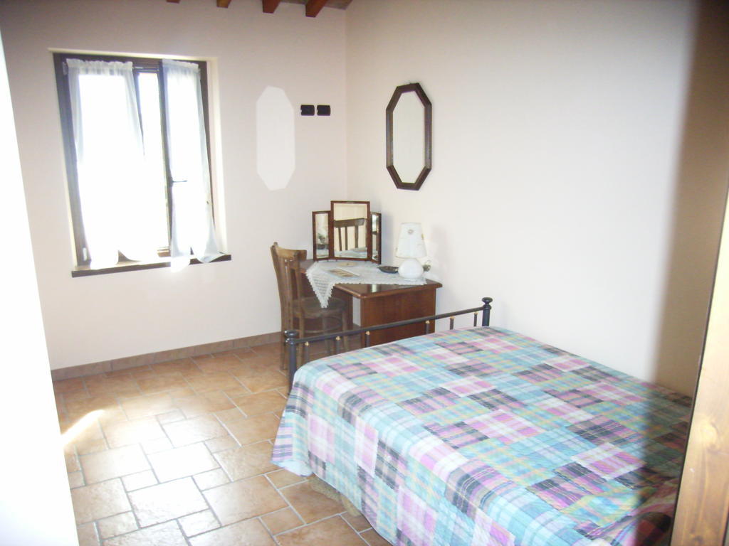Agriturismo Biologico Villa Rosa Monte Guiduccio Номер фото